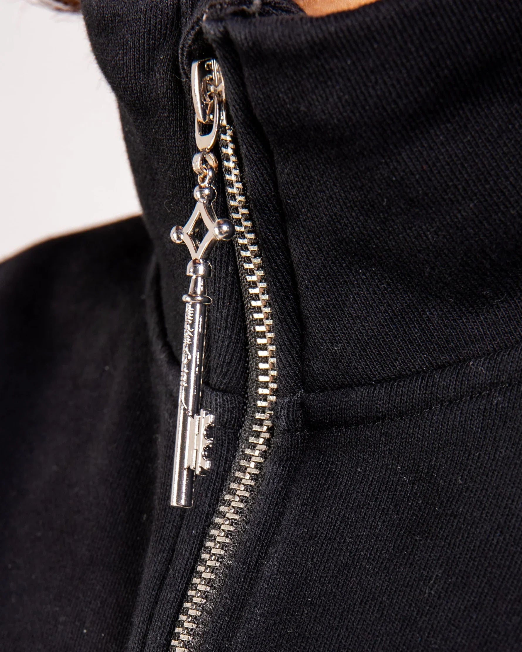 Attack on Titan - Wings Of Freedom Quarter Zip